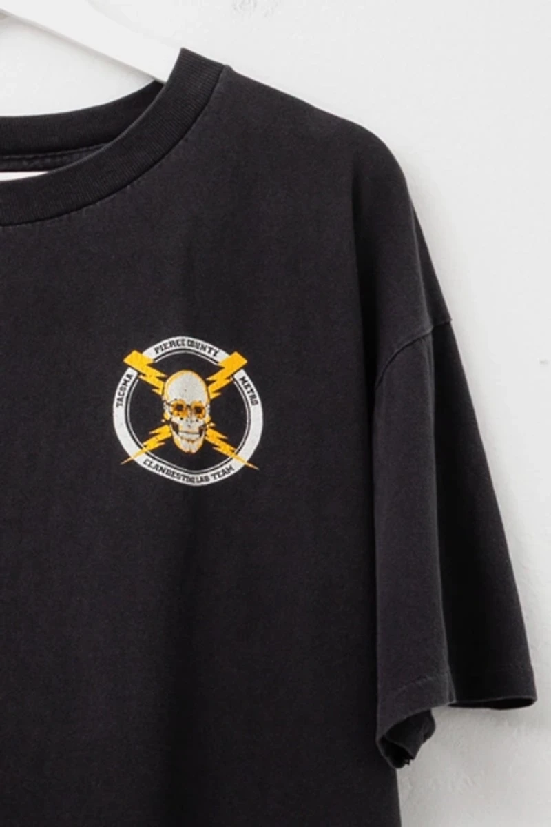 Vintage 1990s Distressed Black Skull Bolts Graphic Single Stitch T-Shirt