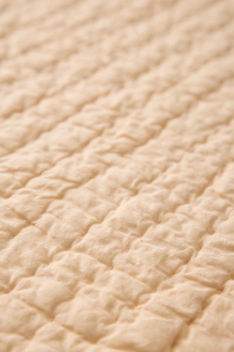 Marley Lightweight Textured Cotton Quilt
