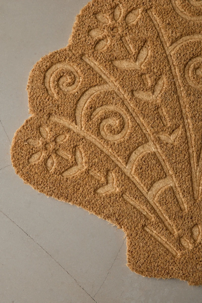 Embossed Seashell Shaped Coir Doormat