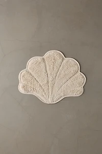 Seashell Shaped Hilo Tufted Rug