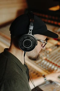 Audio-Technica ATH-R70xa Open-Back Reference Headphones