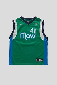 Vintage Dallas Mavericks Basketball Jersey
