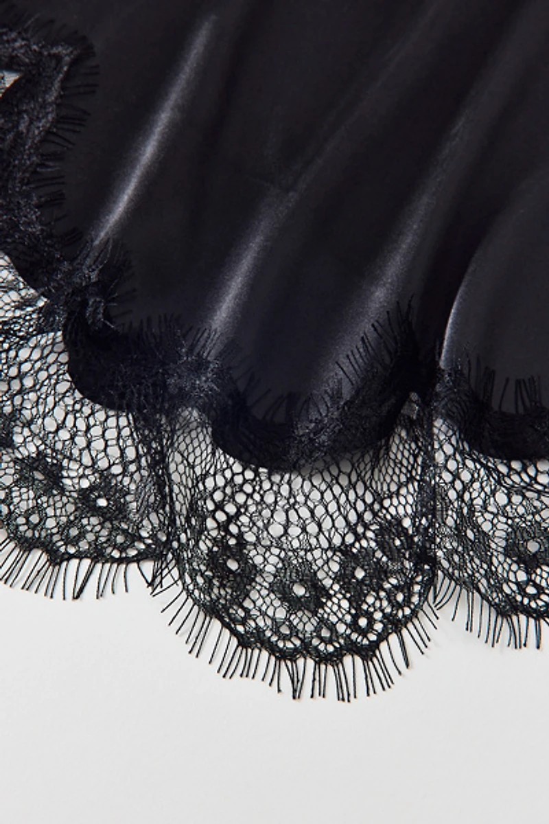 Lacey Satin Headscarf