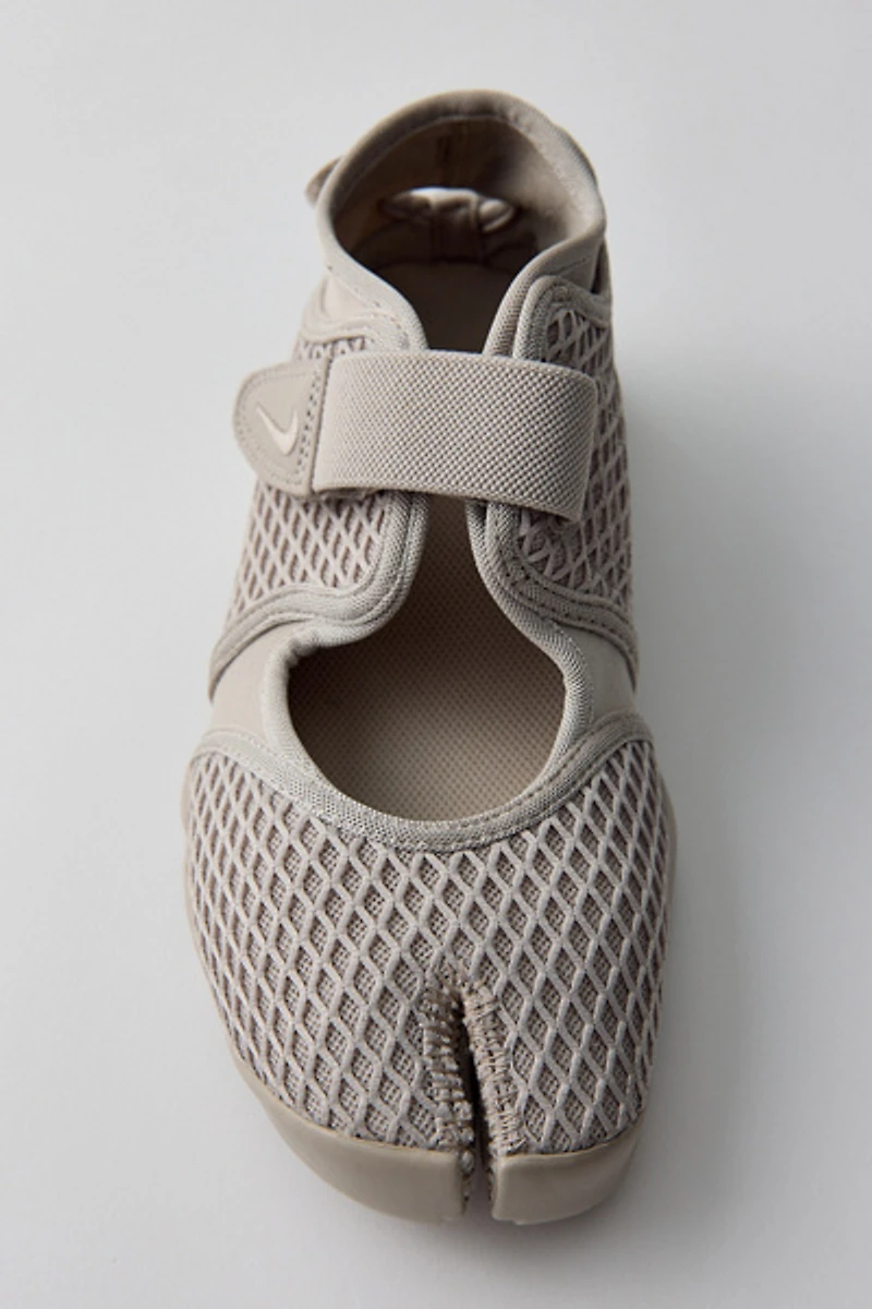 Nike UO Exclusive Women's Air Rift Sneaker