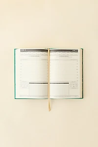 Undated Cloth-Bound Daily Planner