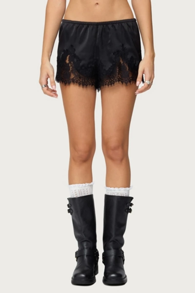 Edikted Reisa Lacey Satin Effect Shorts