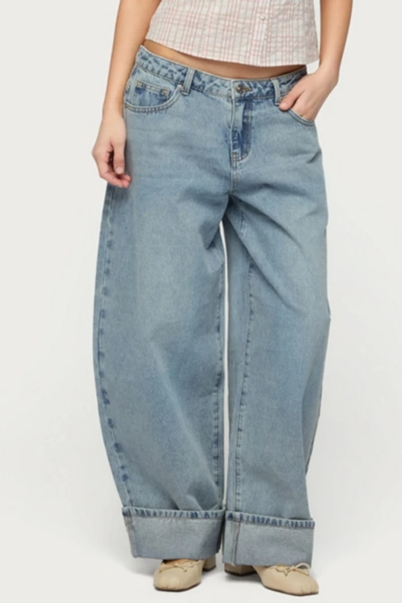 Edikted Petite Kella Low Rise Baggy Jean
