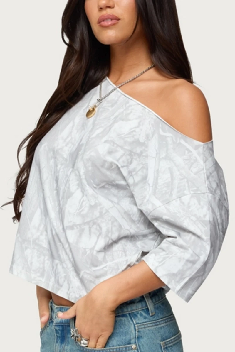Edikted Davida Off Shoulder Camo Top