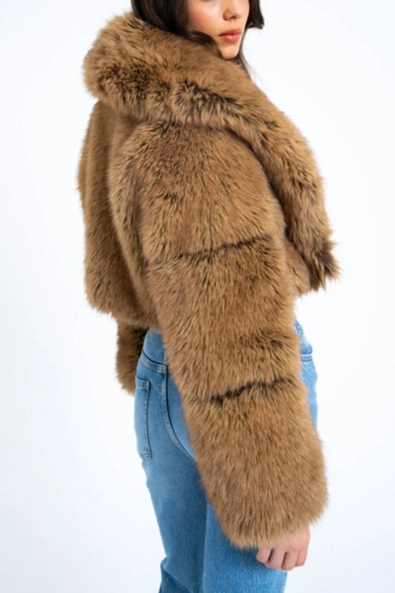 Miss Circle Yadavi Vegan Fur Cropped Jacket