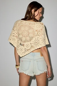 Kimchi Blue Game Day Floral Crochet Poncho