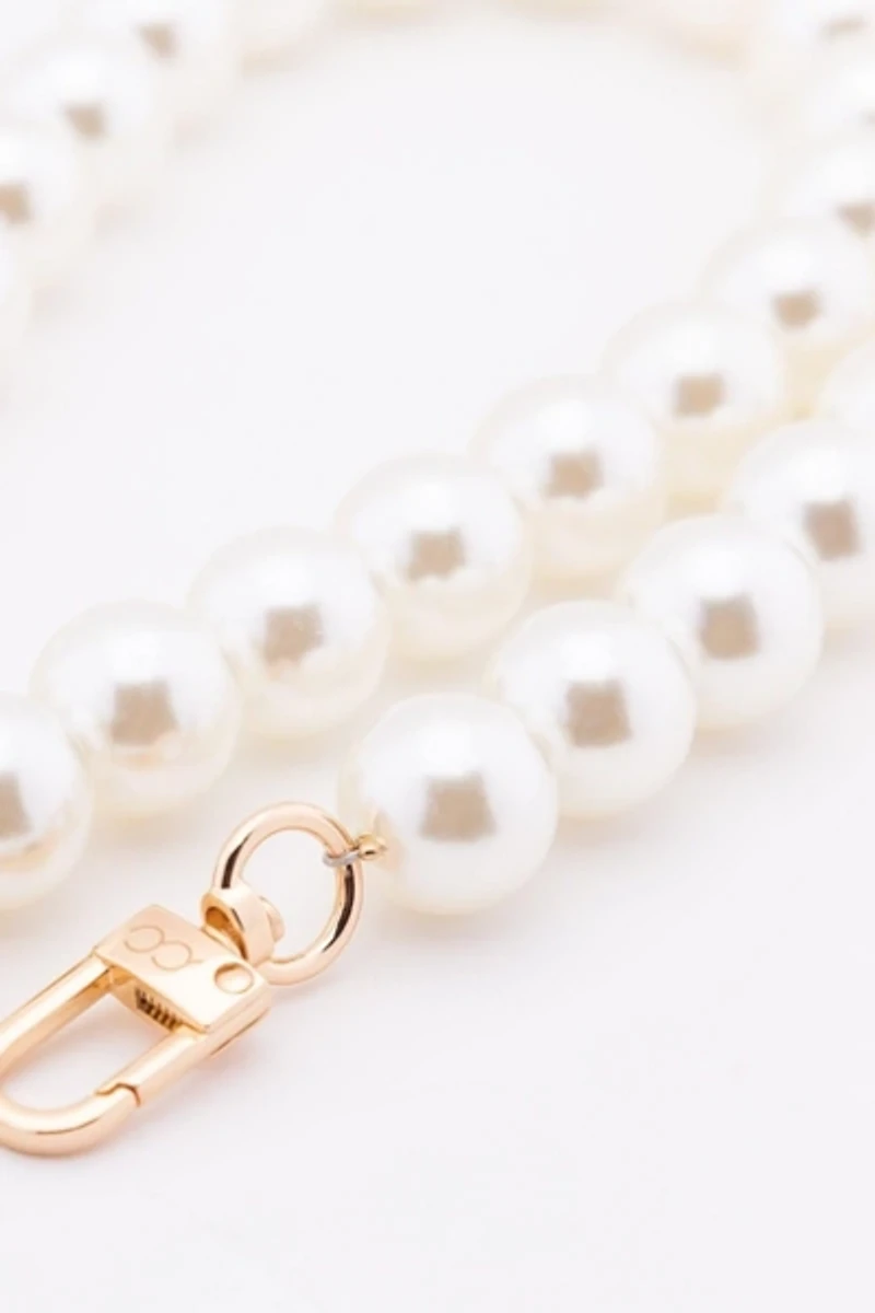 Cordée Cases Maxi Pearl Crossbody Phone Chain