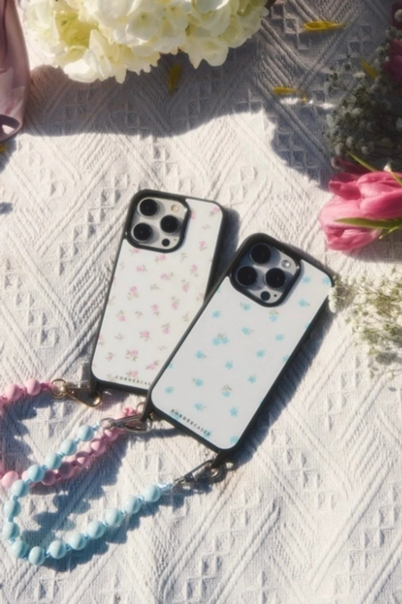 Cordée Cases Peony Picnic iPhone Case + Wristlet Set