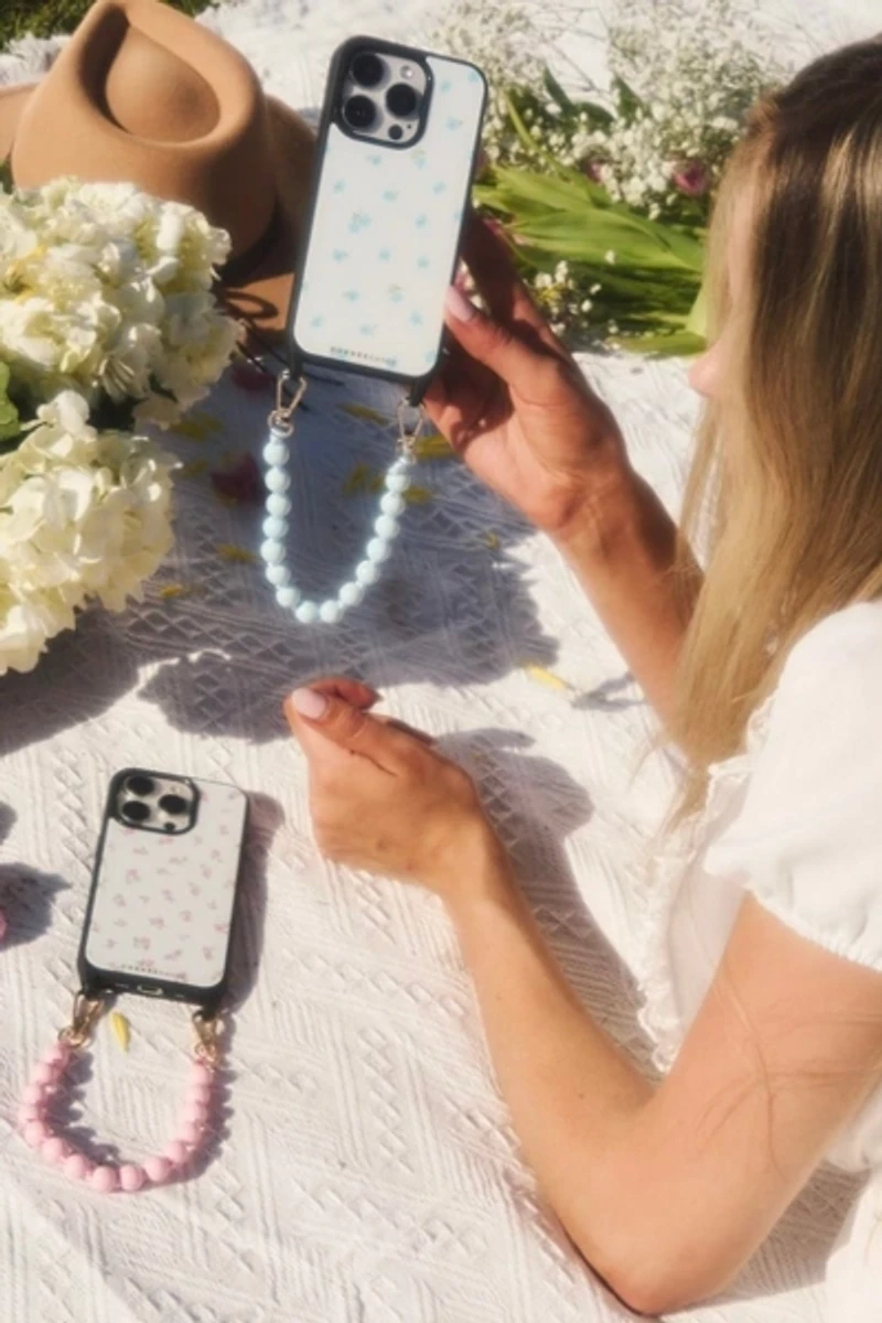 Cordée Cases Peony Picnic iPhone Case + Wristlet Set