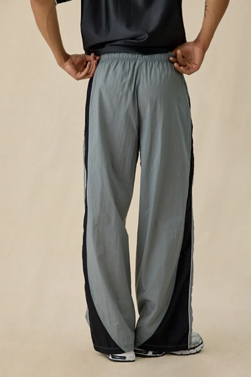 Nike Woven Track Pants