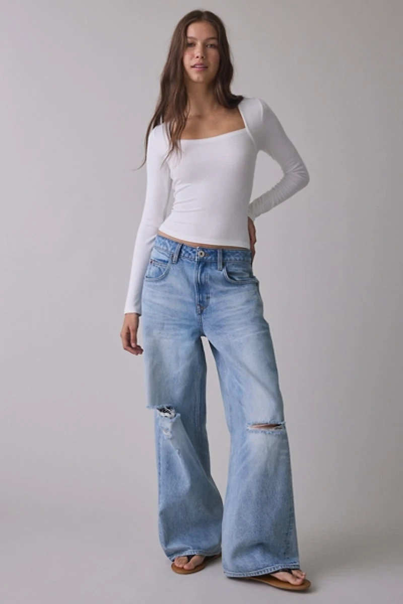 BDG Jaya Destructed Baggy Boyfriend Jeans