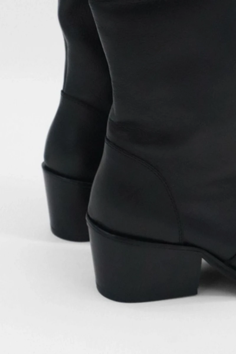 Stivali Runaway Knee-High Tall Boots