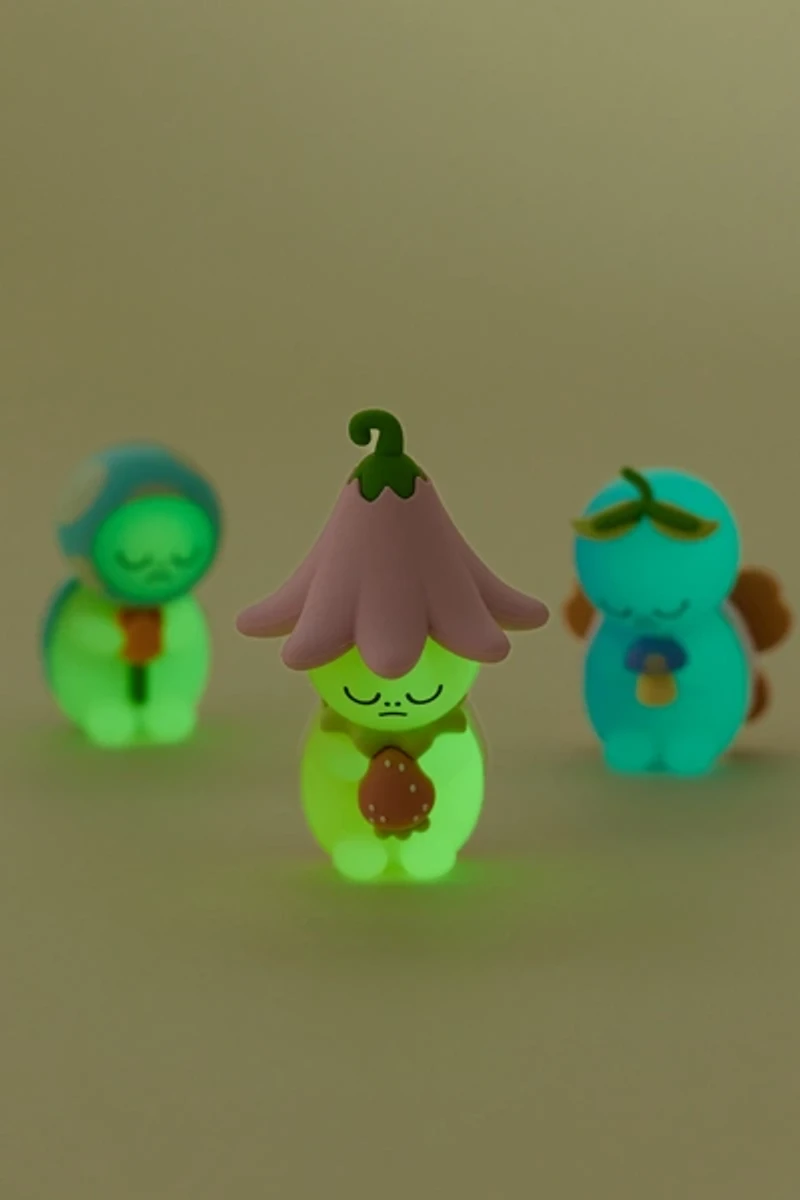 Smoko Kawawa Turtles Forest Whimsy Glow-In-The-Dark Blind Box Figure