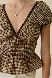 Kimchi Blue Jane Ruched Lace Trim Short Sleeve Blouse