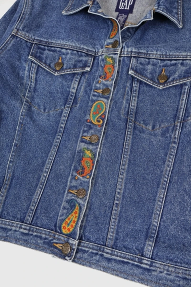 Vintage The Gap Embroidered Denim Jacket