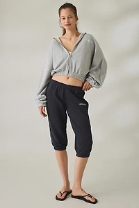 iets frans… Shrunken Capri Sweatpants