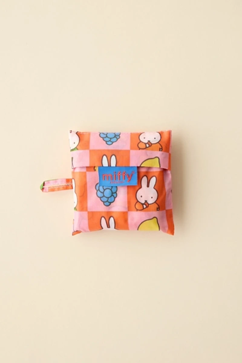Baggu & Miffy UO Exclusive Baby Reusable Tote Bag