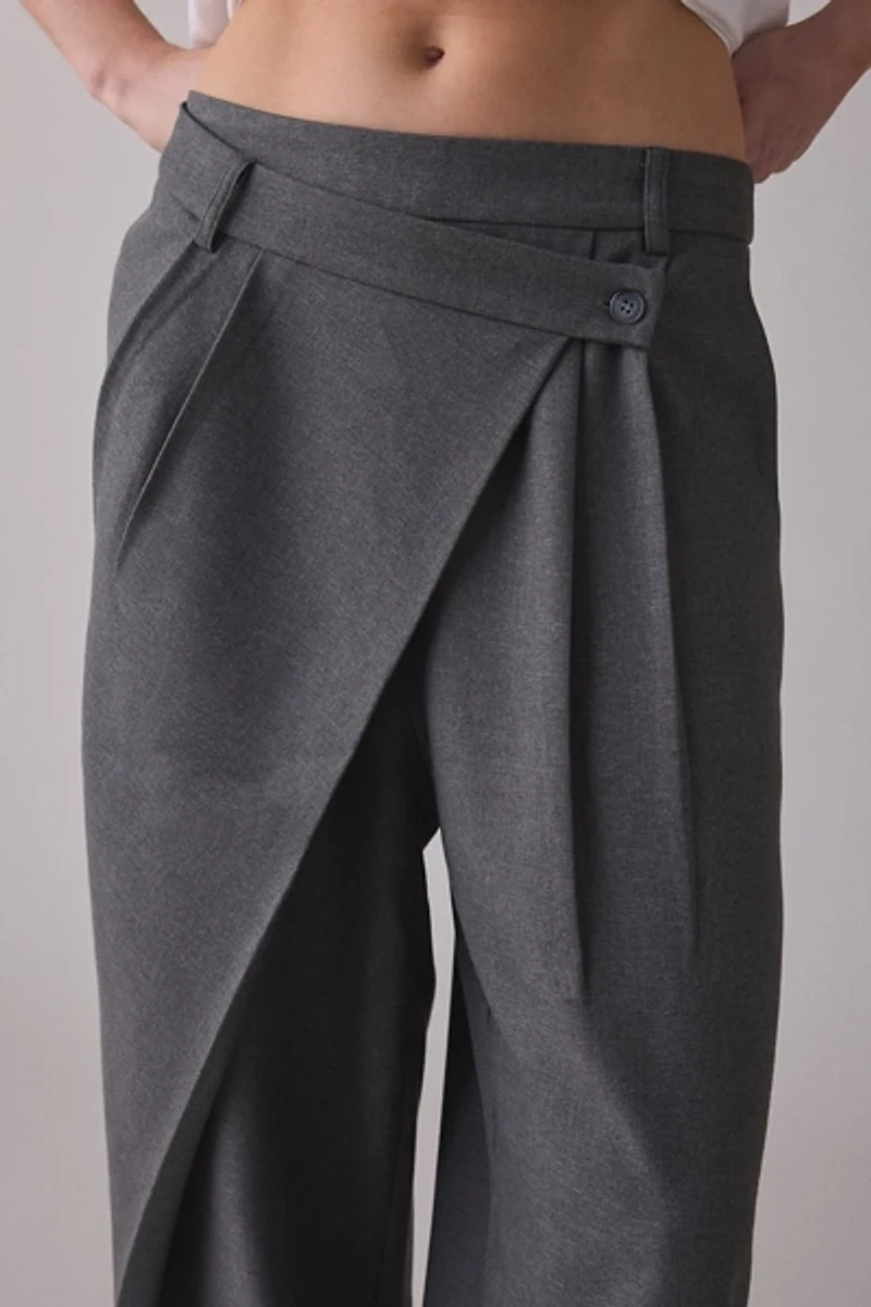 Motel Kanna Asymmetric Pleated Baggy Trouser