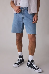 ReMADE By UO Levi’s® 6" Denim Short