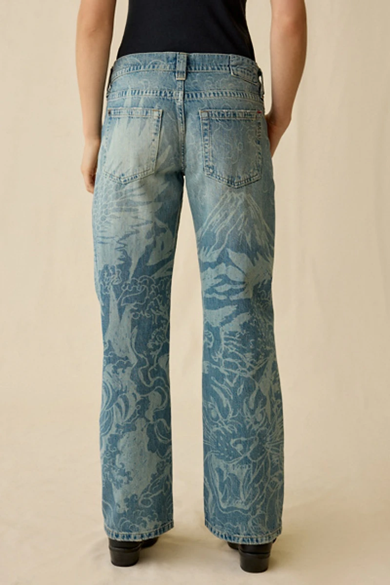 BDG Kayla Laser Print Low-Rise Jeans