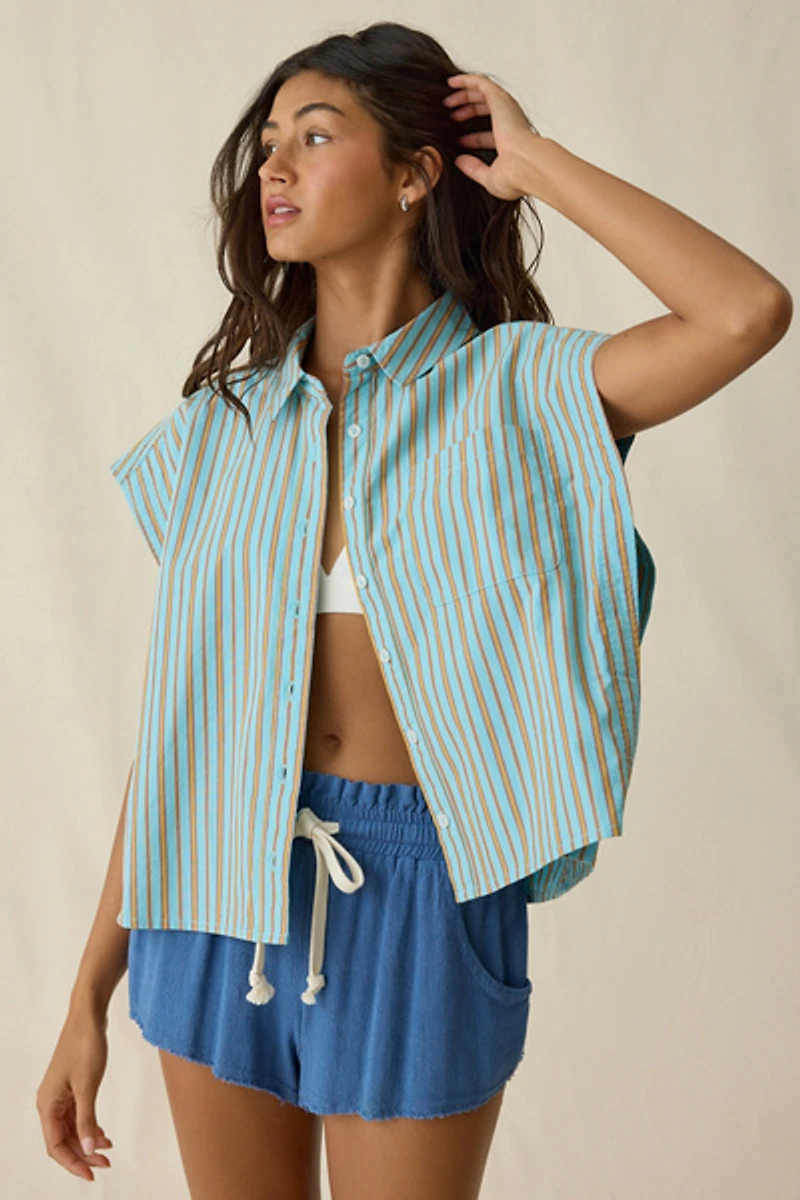 BDG Mind Over Muscle Sleeveless Oversized Button-Down Shirt