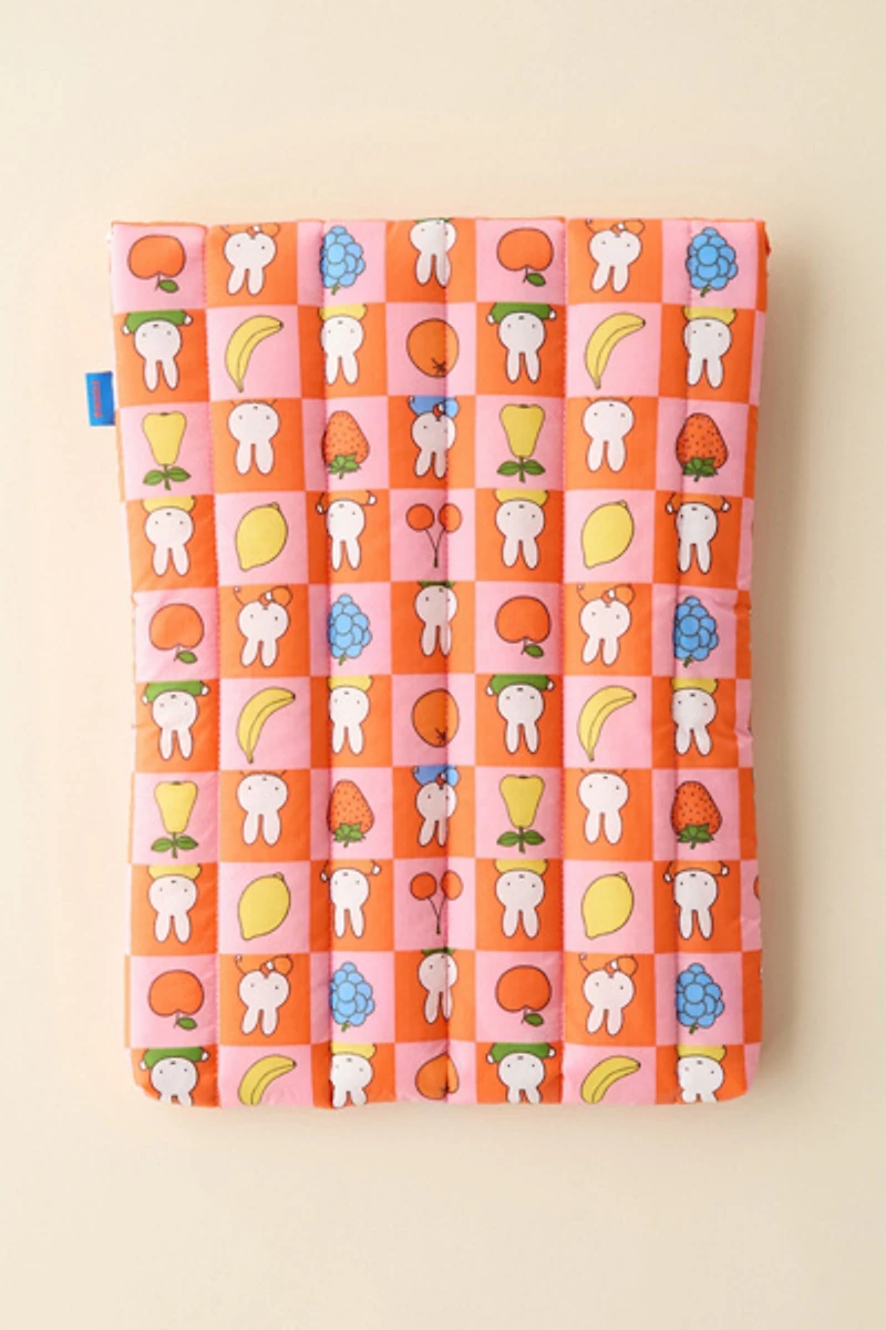 BAGGU & Miffy UO Exclusive Puffy 16” Recycled Laptop Sleeve
