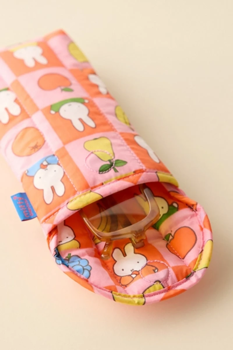 BAGGU & Miffy UO Exclusive Puffy Glasses Sleeve