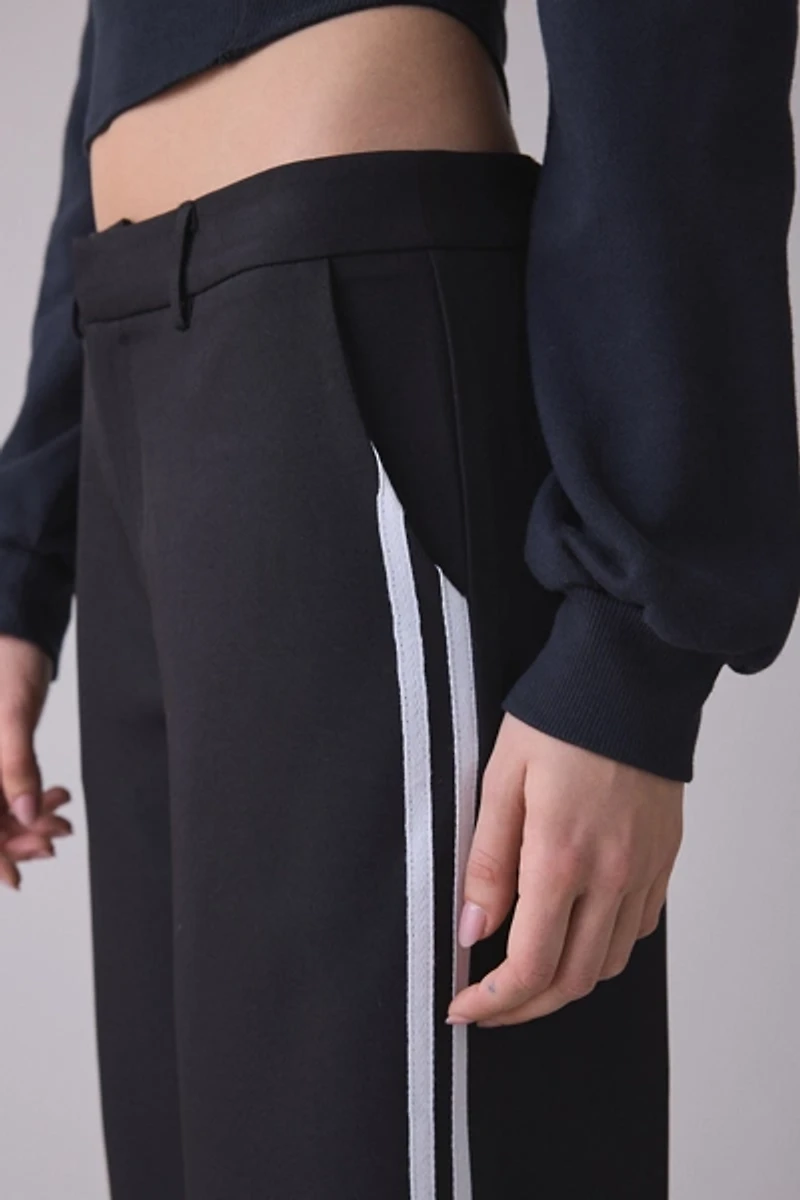 Lioness Genesis Low-Rise Crop Pant