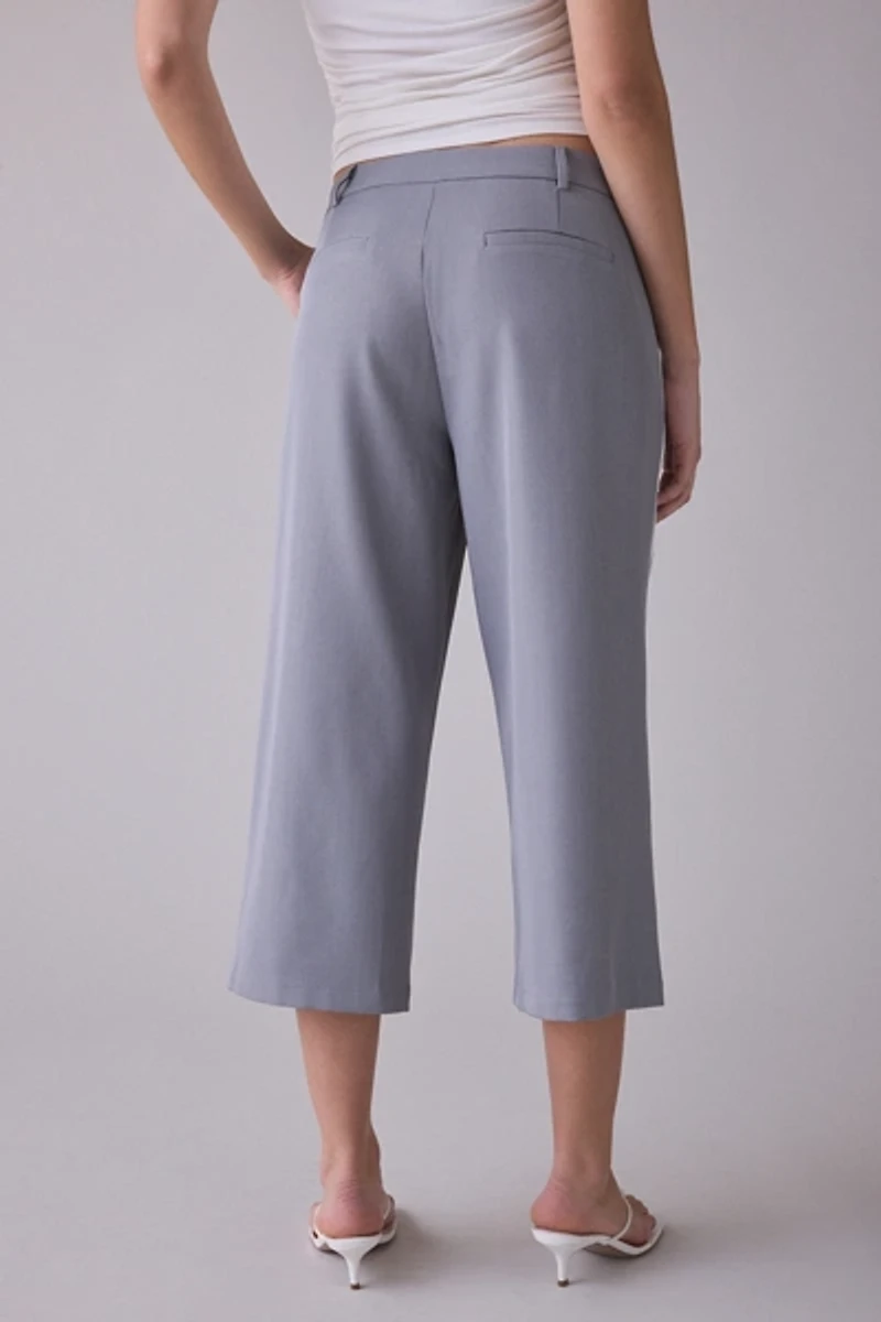 Lioness Genesis Low-Rise Crop Pant