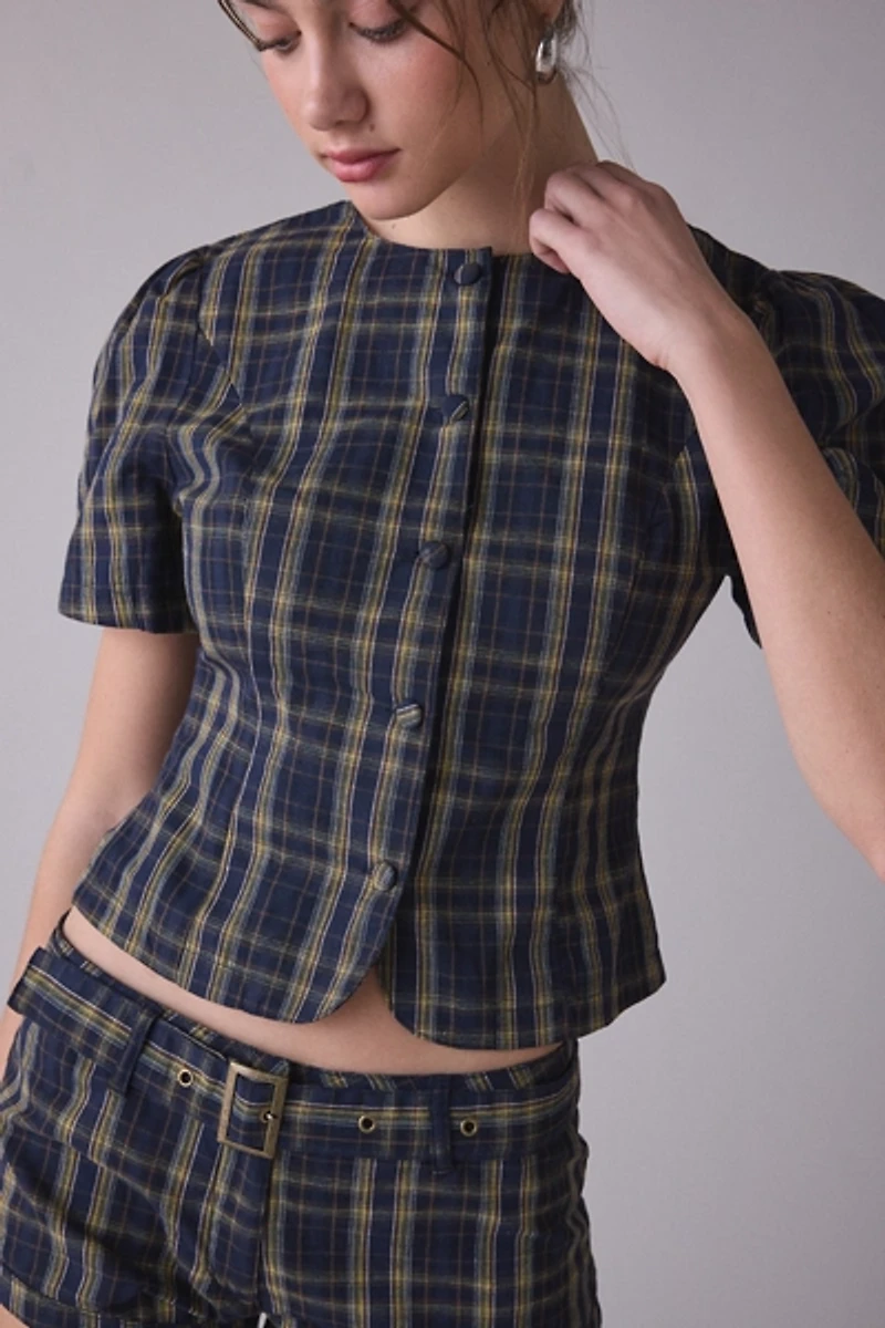 Lioness Femme Plaid Short Sleeve Button-Front Blouse