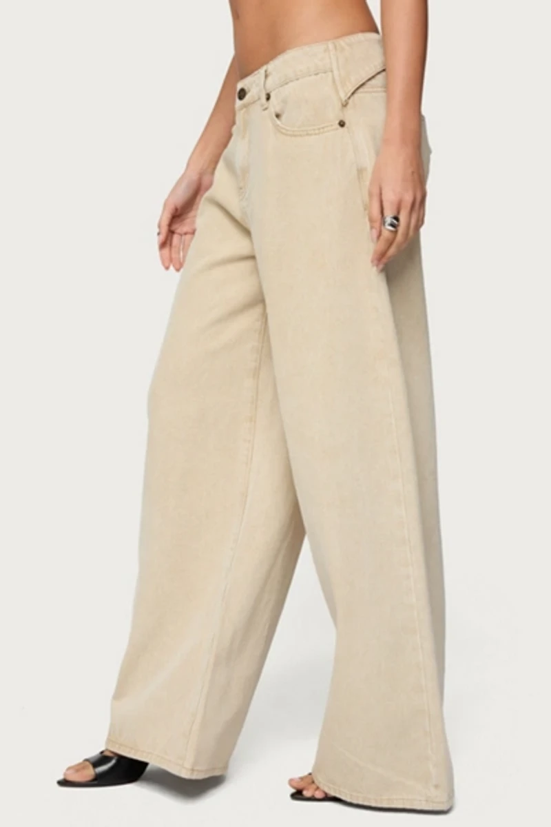 Edikted Buttoned Belt Low Rise Baggy Jeans