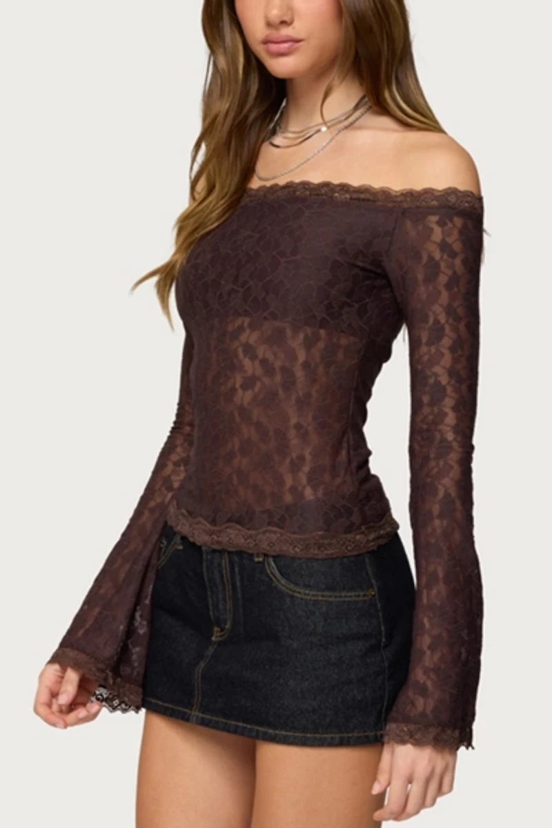 Edikted Built Bra Off Shoulder Lace Top
