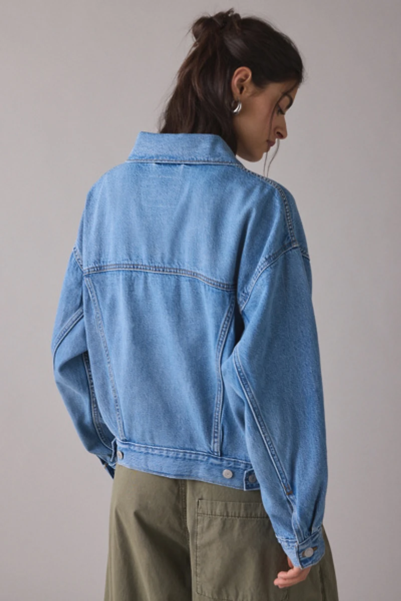 Levi’s® '90s Cropped Denim Trucker Jacket