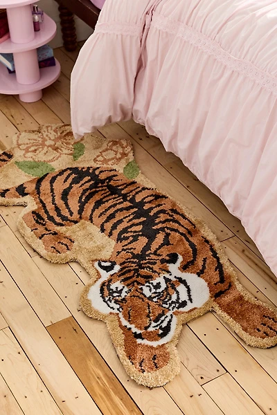 Tiger Shaped Knitted Rug