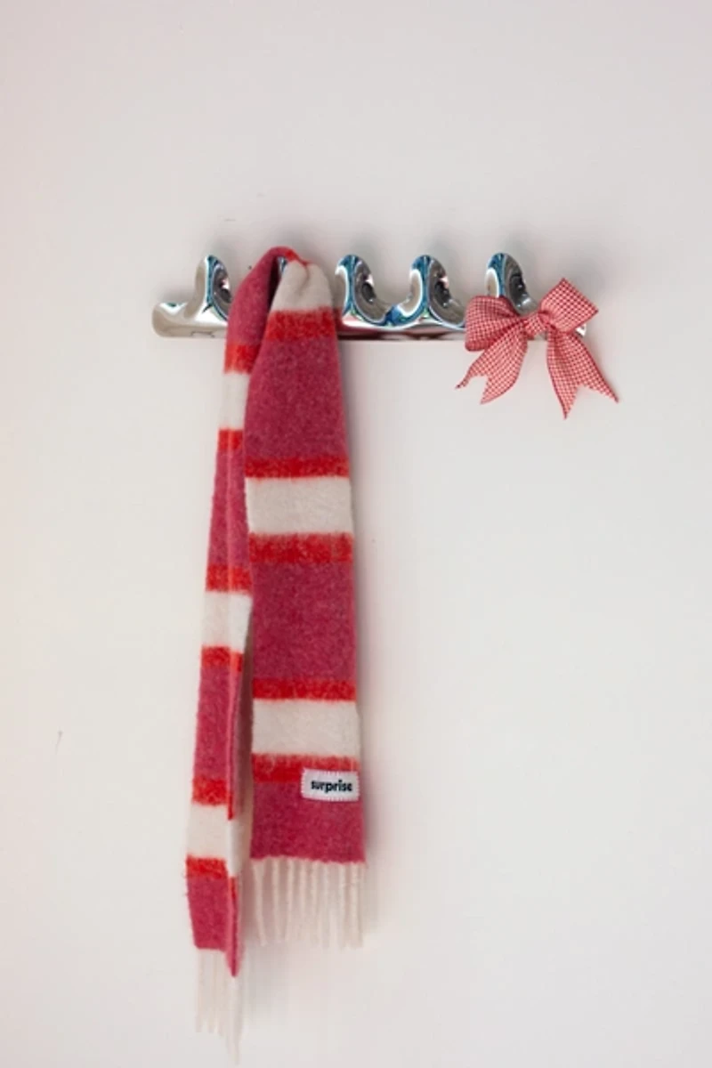 Dupe Chrome Puffy Wall Hanger