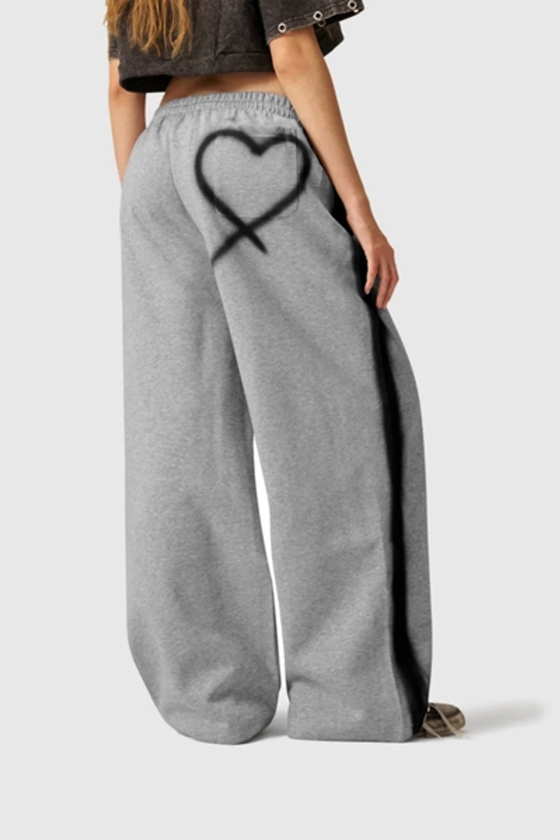 Aelfric Eden Graffiti Heart Baggy Sweatpants