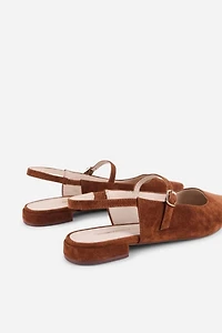 Intentionally Blank Escape Slingback Flat