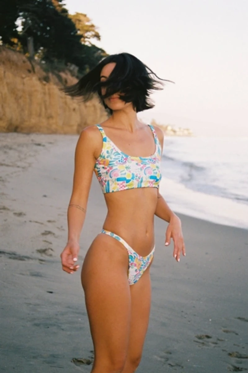 Swamis Swimwear Surf Tank Bikini Top