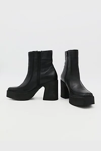 Stivali Agathe Platform Ankle Boots