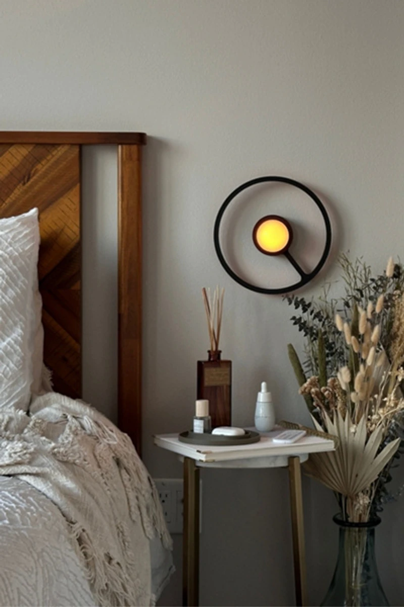 Pure  MDRN Ora Cordless Sconce