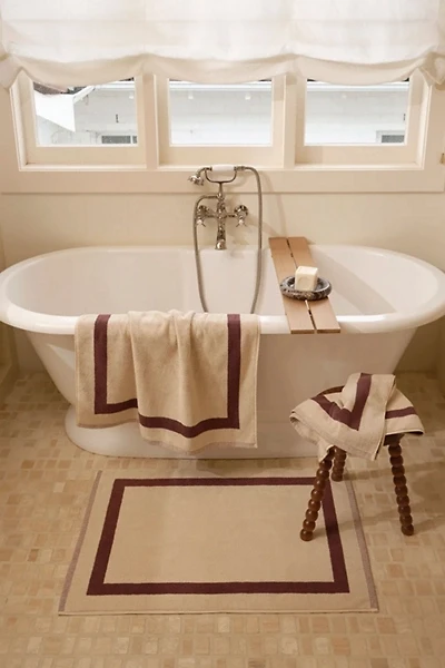 Bed Threads Two-Toned Bath Mat
