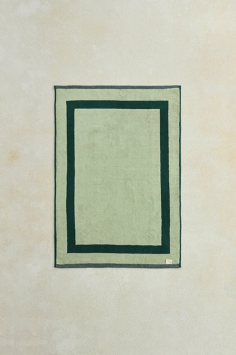 Bed Threads Two-Toned Bath Mat
