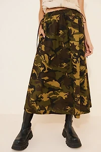 Lisa Says Gah Toph Camo Midi Skirt