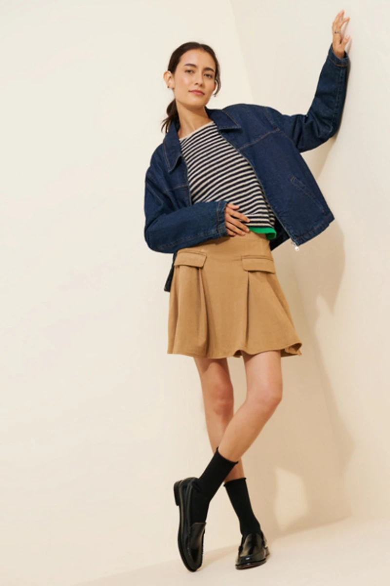 4SI3NNA Vegan Suede Mini Skirt