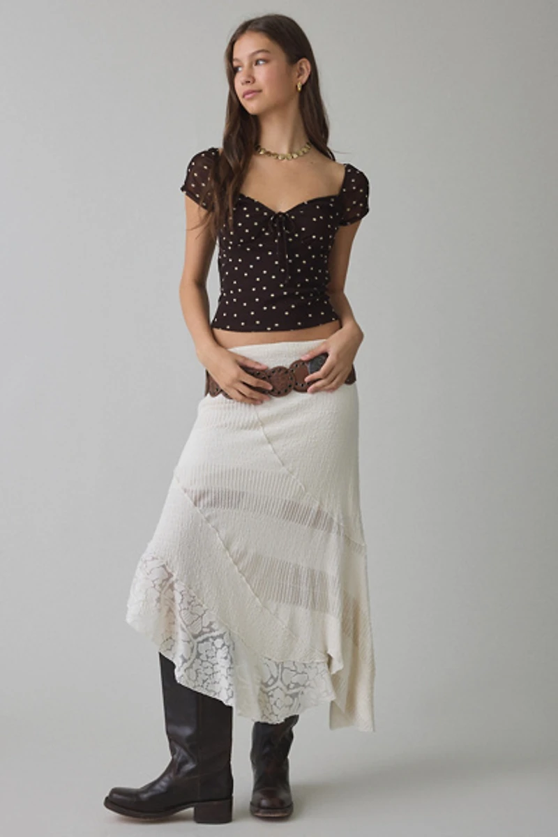 UO Laney Sweetheart Short Sleeve Mesh Crop Top