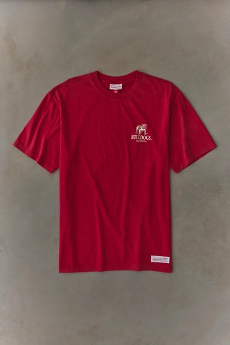 Mitchell & Ness NCAA Essential Team Graphic Tee